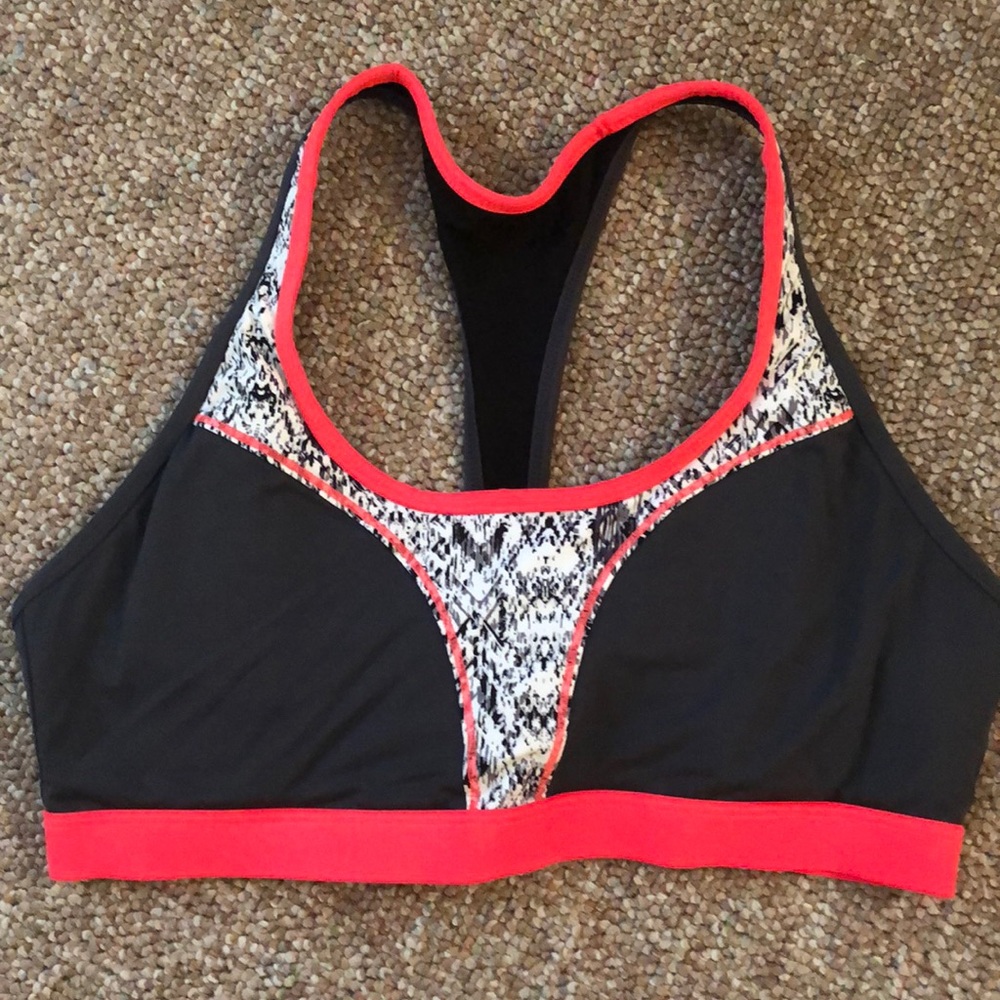 Womens Medium ATHLETA Torpedo Sports Bra